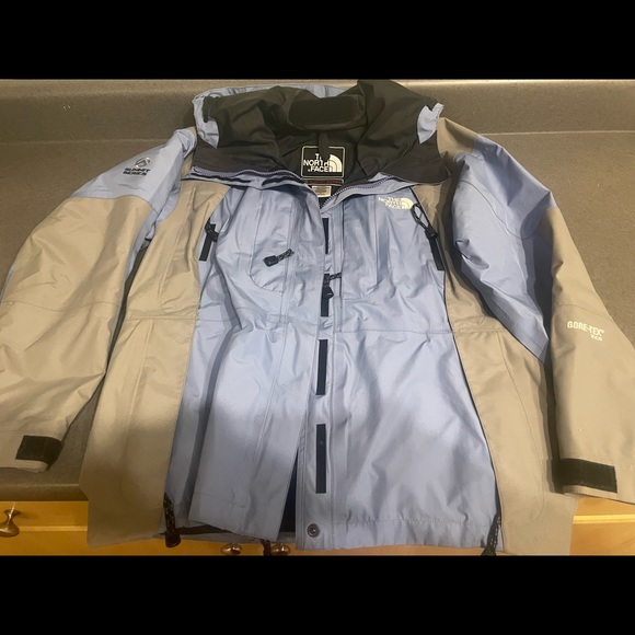 The North Face summit series Gore Tex jacket. Size small - Picture 1 of 6